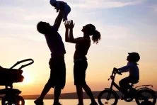 Sau khi "từ con" - Cha mẹ có quyền chấm dứt việc nuôi con?