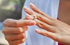 Thủ tục ly hôn vắng mặt