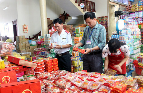 hinh-phat-doi-voii-hanh-vi-vi-pham-an-toan-thuc-pham.jpg hinh-phat-doi-voii-hanh-vi-vi-pham-an-toan-thuc-pham.jpg