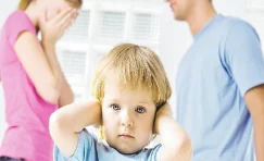 Khi ly hôn con dưới 3 tuổi ở với ai? Có trường hợp ngoại lệ không?