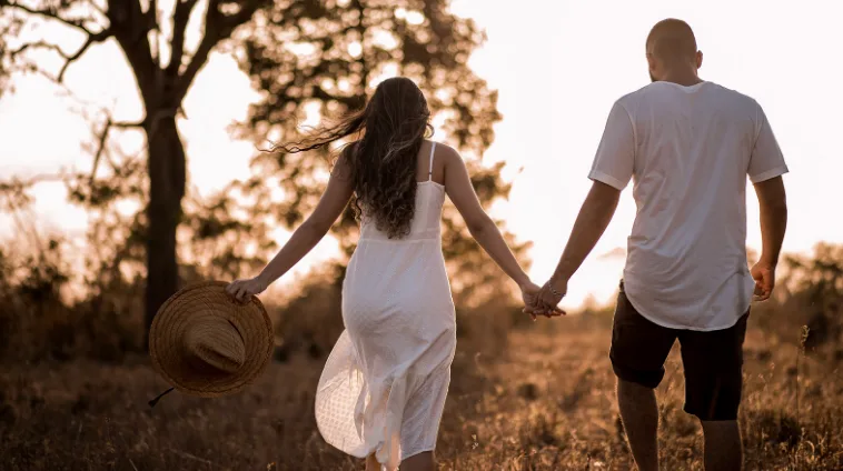 Tác động của công việc và tình yêu đối với hôn nhân Tác động của công việc và tình yêu đối với hôn nhân