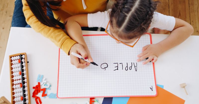 Có nên ép buộc kiểm soát con chặt chẽ trong giai đoạn trưởng thành? Ép con sống theo những gì cha mẹ đặt ra