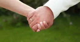 Hiểu để yêu thương trọn vẹn hơn
