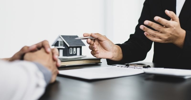 Tất cả thu nhập trong hôn nhân có phải tài sản chung? Chia tài sản chung khi ly hôn